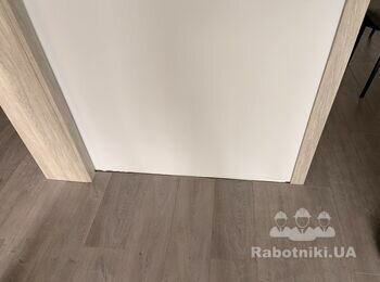 Монтаж плінтусу з МДФ 140 мп