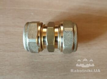 Підєднання радіатора водяного опалення до системи водяного опалення б