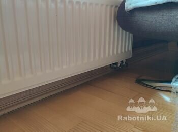 Підєднання радіатора водяного опалення до системи водяного опалення б