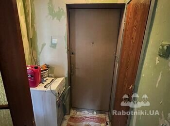 Поклейка шпалер