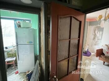 Поклейка шпалер