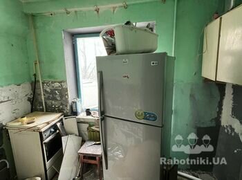 Поклейка шпалер