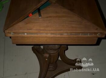 Реставрація столика: шпонування поверхні + поклейка сукна