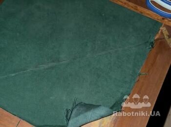 Реставрація столика: шпонування поверхні + поклейка сукна