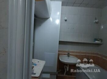 Потрібен плиточник (маленький об 'ем)