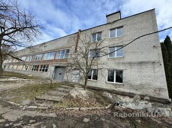 Штукатурка фасаду, цементно-вапняною сумішшю.