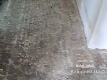 Заливка самовирівнючої стяжки + кварцвініл замковий.