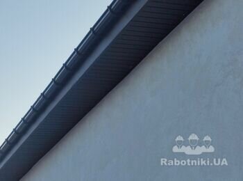 Встановлення водовідводу (ринв, лєвньовка)