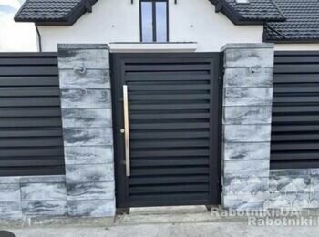 Монтаж паркану жалюзі,механічних відкат них воріт