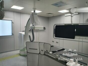 Бригада монтажників лицювальних панелей