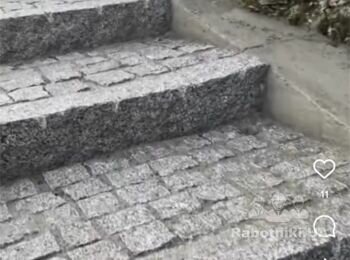 Укладка бруківки сходи та територія