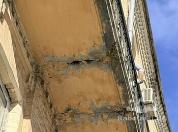 Реставрація нижньої частини балкона (3 поверх)