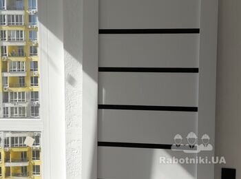 Монтаж 3 дверей 5000грн