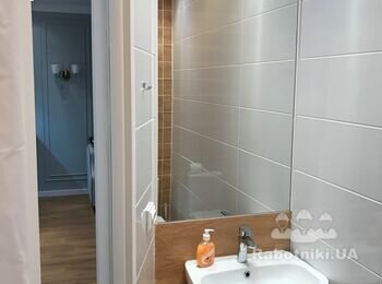 Плитка та сантехніка