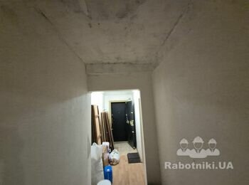 Поклеяти шпалери в 3-к квартирі