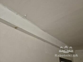 Поклеяти шпалери в 3-к квартирі