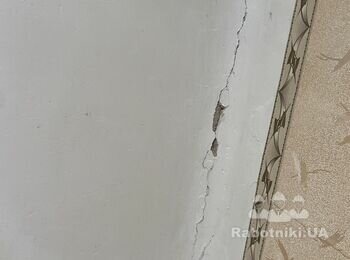 Штукатурка потолков на площі 75 кВ. М