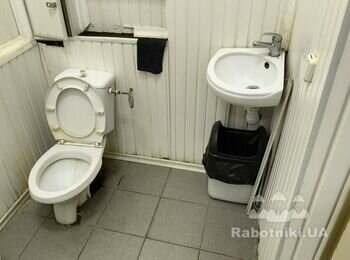 Ремонт санвузла в офісі.