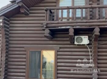 Ремонт двухэтажного сруба, шлифовка и покраска