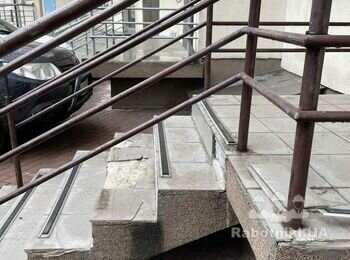 Класти керамограніт на сходинки