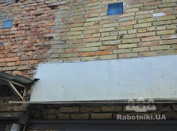 Треба зробити зовнішнє утеплення стіни гаража