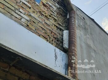 Треба зробити зовнішнє утеплення стіни гаража