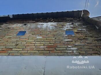 Треба зробити зовнішнє утеплення стіни гаража