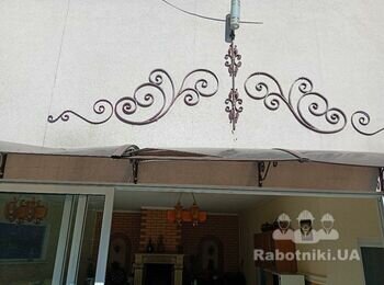 Поправить козырек летней кухни + закрепить LED ленту