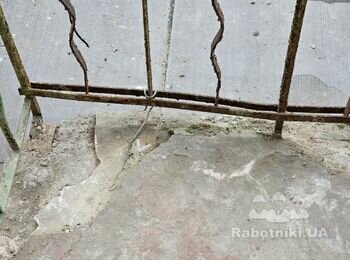 Улаштування огорожі балкону