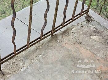 Улаштування огорожі балкону