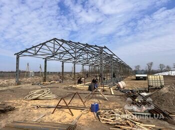 Будівництво вигулів для утримання ВРХ