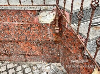 Ремонт вхідної групи (перекладання плитки)