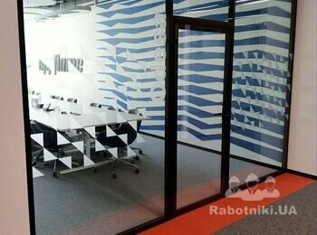 Монтаж скляних перегородок 138 м.кв.