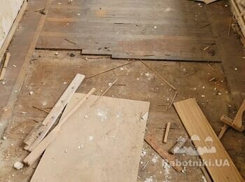 Требуются специалисты для монтажа деревянного пола.
