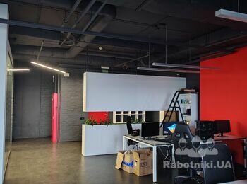 Монтаж 2 перегородок в офісі.