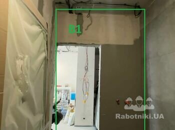 Укладання плитки на стіни