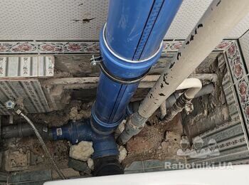 Відновлення стелі навколо стояка каналізації (2 квартири, Троєщина)