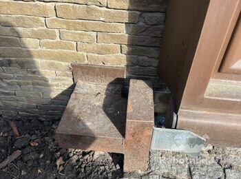 Малярні роботи по фарбуванню воріт