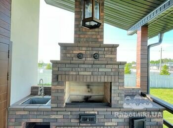 Будівництво мангальної зони з клінкерної цегли під ключ (фундамент гот