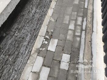 Просідання бруківки
