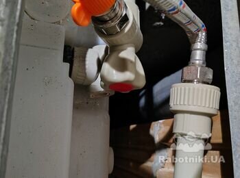 Потрібні сантехнічні роботи