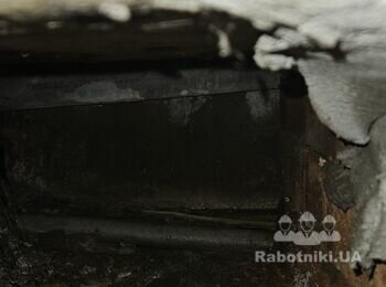 Заміна плінтуса в ванній