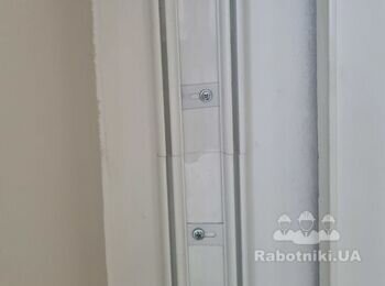 Монтаж карнизів