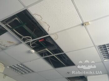 Монтаж стелі Амстронг