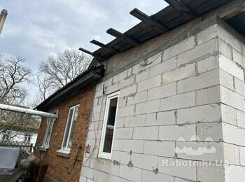 Демонтаж, монтаж даху будинку