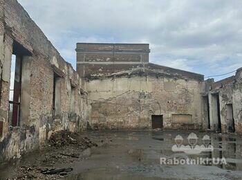 Ремонт покрівлі та відновлення складських приміщень після пошкодження