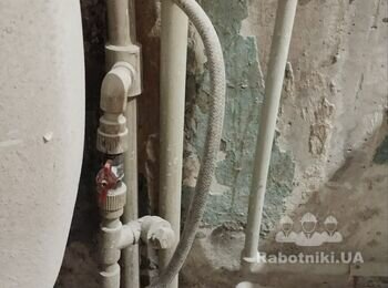 Замена батареи и перенос полотенцасушителя