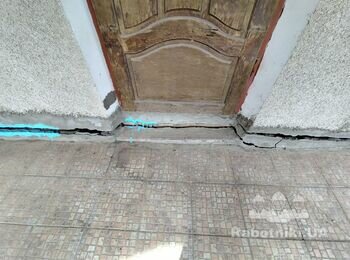 Заделать трещины на фасаде дома в Одессе