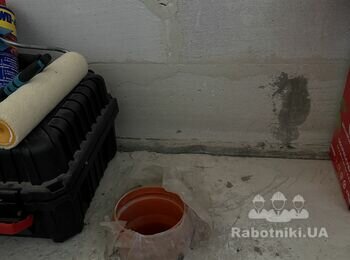 Провести водопровід та каналізацію в будинку (с. Погреби)