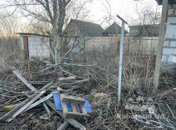 Прибирання прибудинкової території